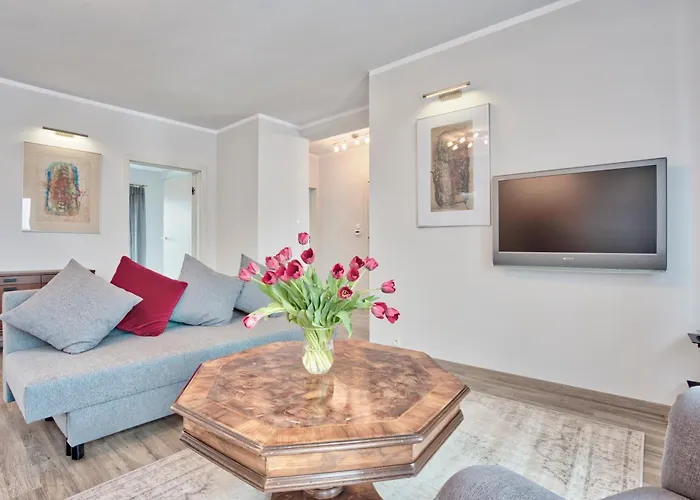 Family By Tyzenhauz * Kraków